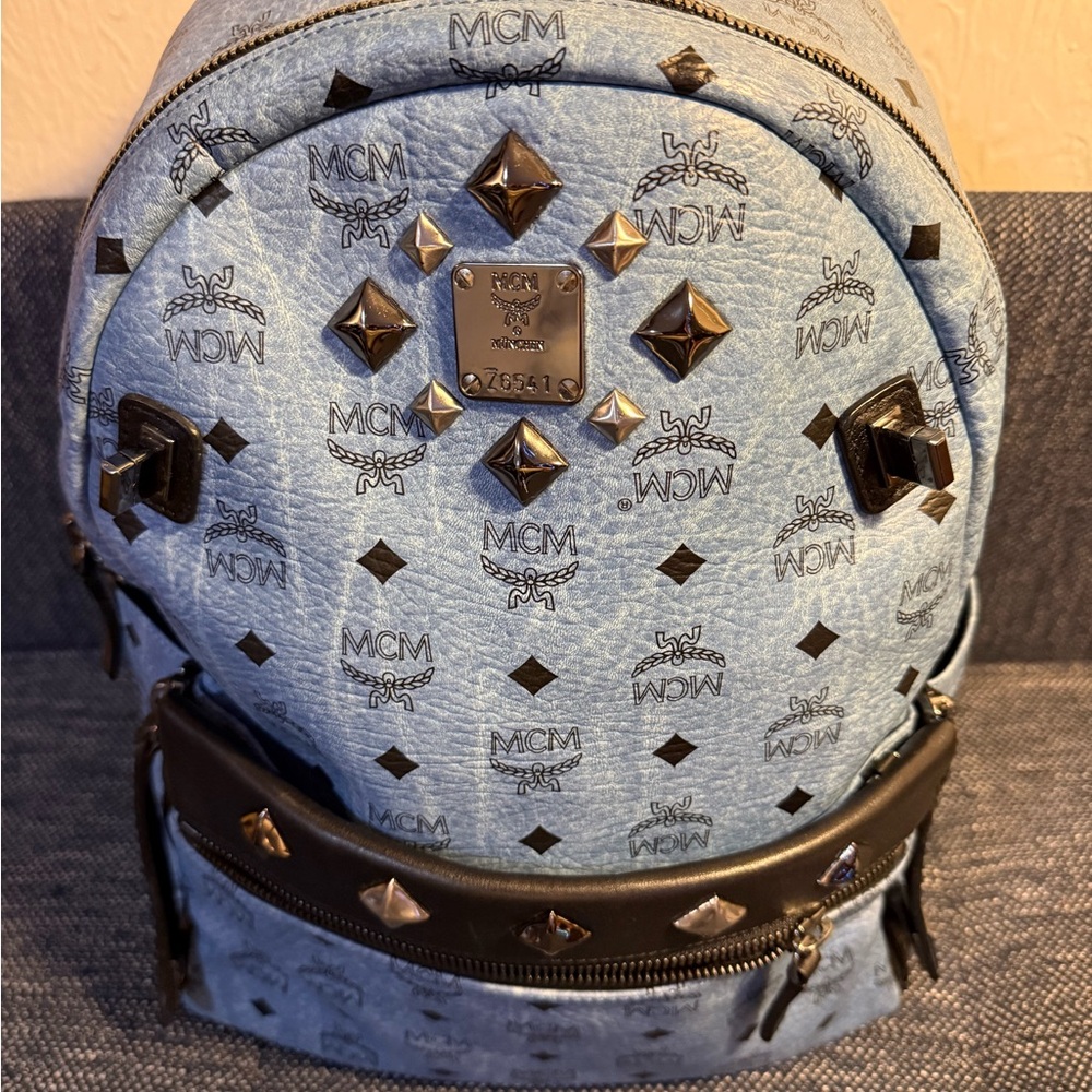MCM AUTHENTIC (GERMANY) LIGHT BLUE BACKPACK W/GUNMETAL&SILVER HARDWARE. EUC.